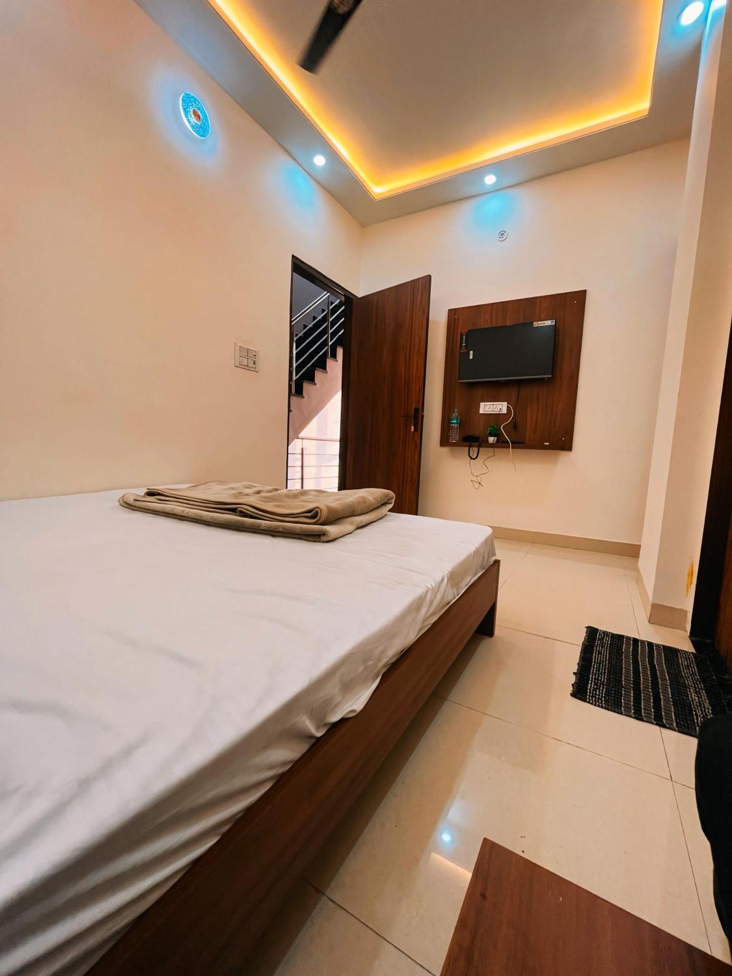 Hotel Pooja Jaipur Luaran gambar